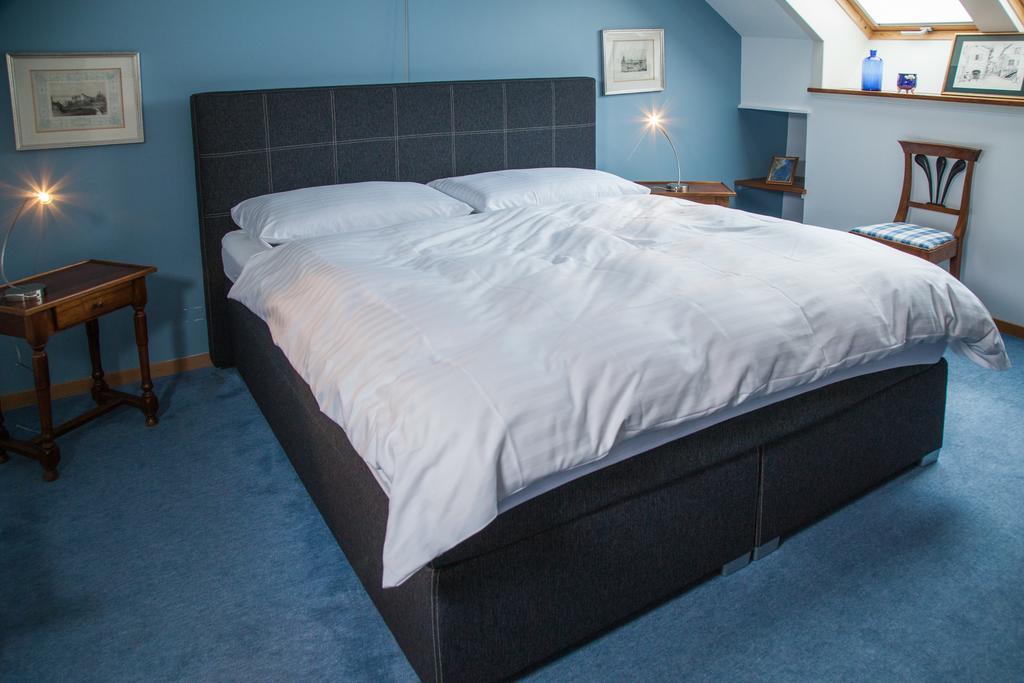 Hotel Les Vieux Toits Невшатель Экстерьер фото